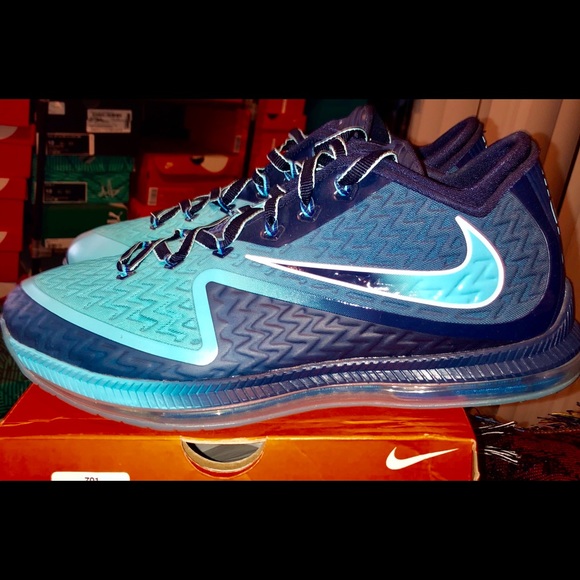 NIKE FIELD GENERAL 2 FOOTBALL, $170!! Sz12, NWB!! - Picture 4 of 8